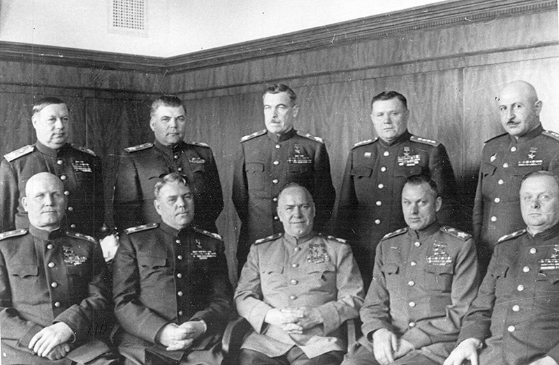Командующие фронтами, 1945 г.