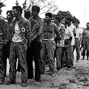 Наёмники из «Бригады 2506», захваченные в плен на Плайя-Хирон, апрель 1961 г.